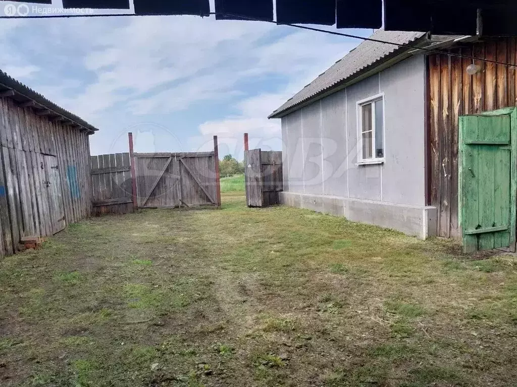 Дом в Курганская область, Далматовский муниципальный округ, село ... - Фото 0