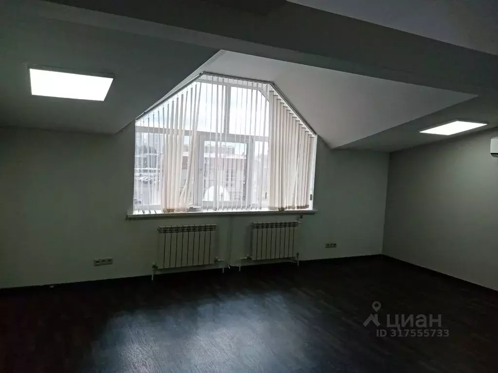 Офис в Татарстан, Набережные Челны ул. Абдуллы Алиша, 9 (38 м) - Фото 1