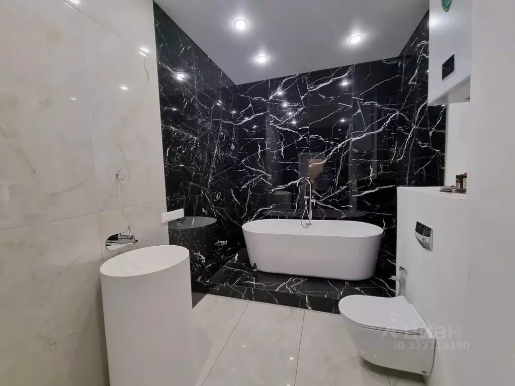 4-к кв. Башкортостан, Уфа ул. Блюхера, 3/8 (145.0 м) - Фото 1