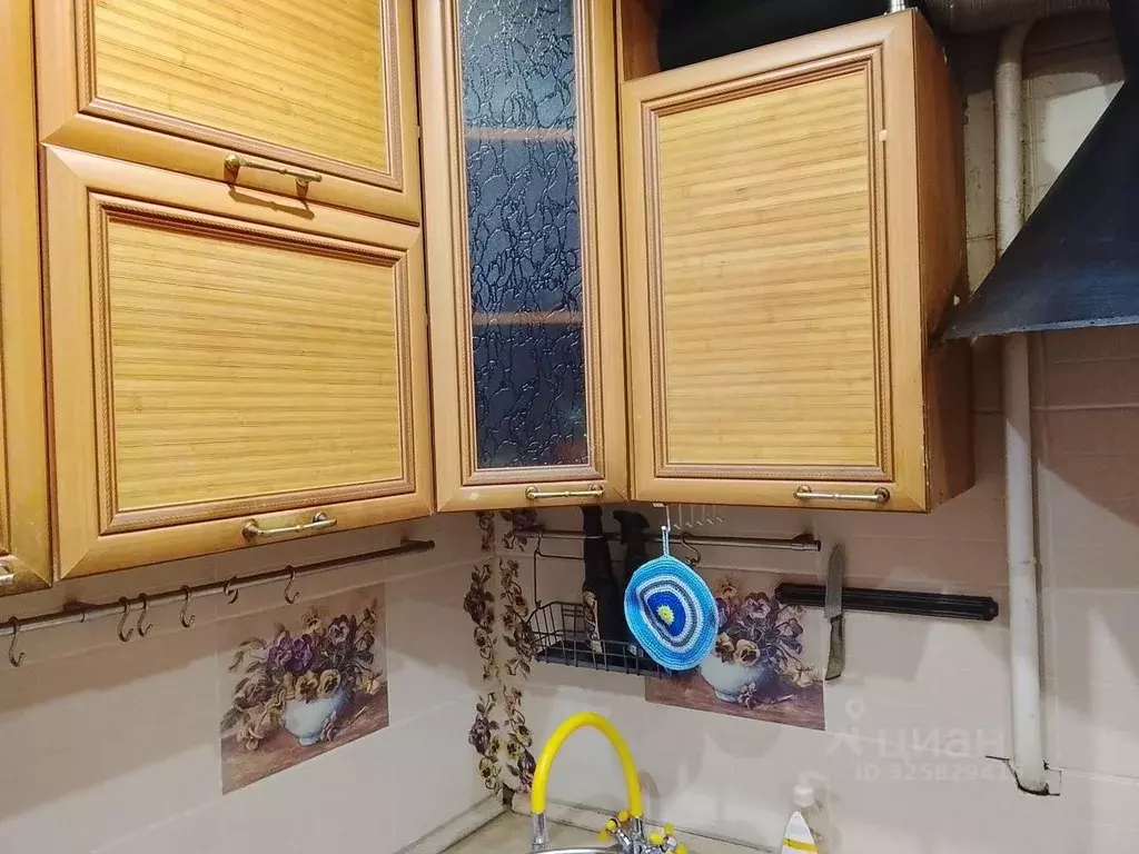 3-к кв. Тверская область, Кашин Республиканская ул., 5 (62.6 м) - Фото 1