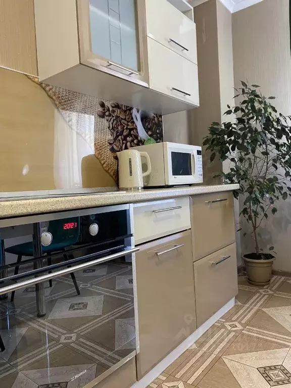 2-к кв. Адыгея, Майкоп ул. Чкалова, 65 (70.0 м) - Фото 2