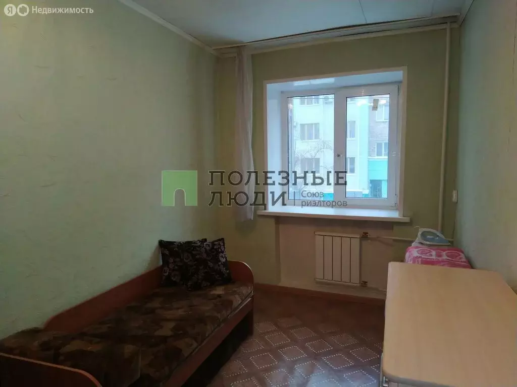 3-комнатная квартира: Красноярск, улица Дубровинского, 78А (54 м) - Фото 1