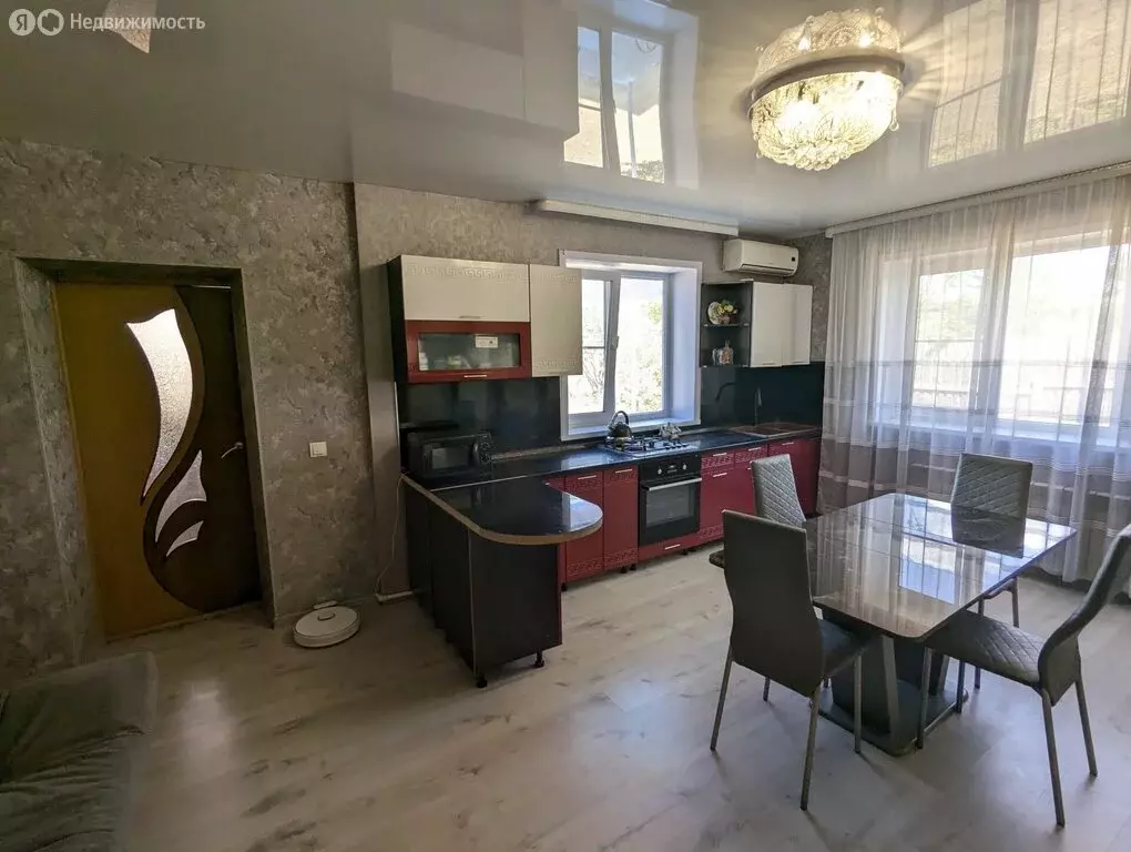 Дом в Астрахань, Ильменная улица, 39 (150 м) - Фото 1