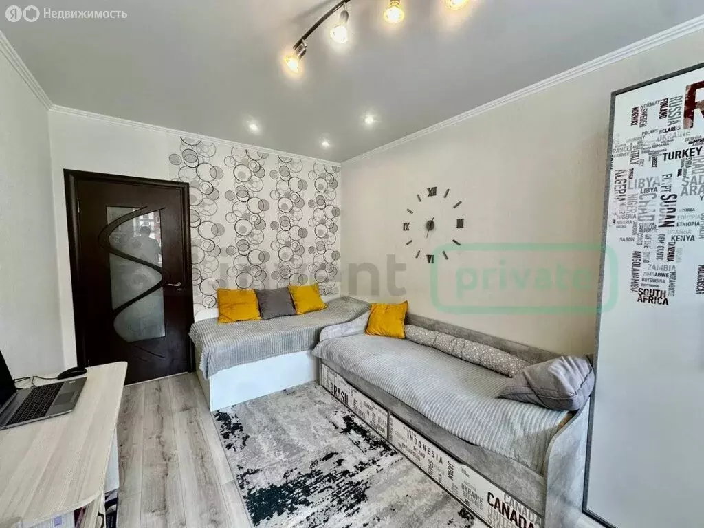 3-комнатная квартира: Калининград, улица Николая Карамзина, 38 (77.8 ... - Фото 0