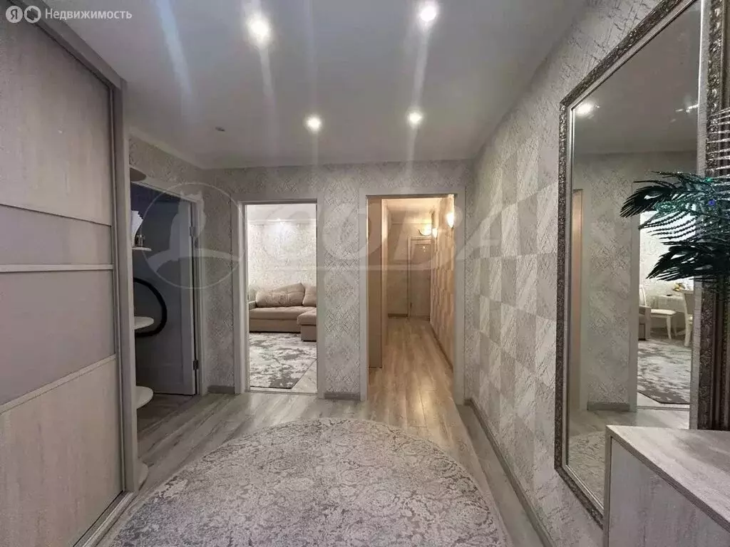 3-комнатная квартира: Тюмень, Широтная улица, 167к4 (92 м) - Фото 0