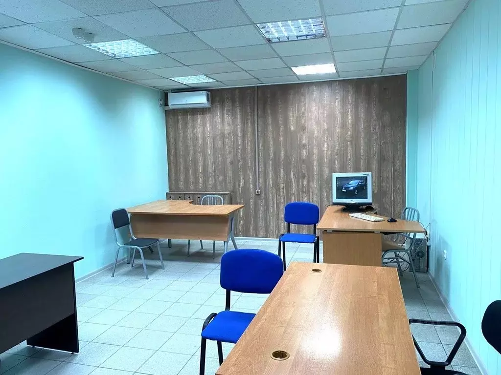 Офис в Омская область, Омск ул. Ватутина, 11В (24 м) - Фото 1