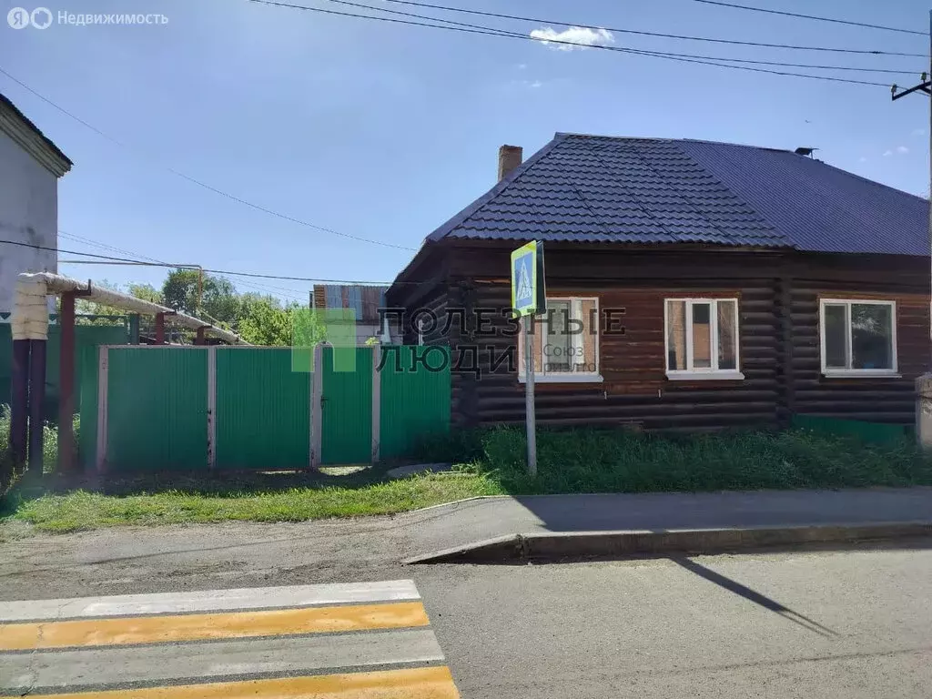 2-комнатная квартира: Камбарка, Комсомольский переулок, 11 (37.1 м) - Фото 0