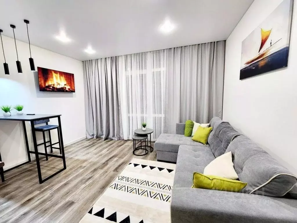 1-к кв. Ямало-Ненецкий АО, Новый Уренгой Созидателей мкр, 2к4 (30.0 м) - Фото 0