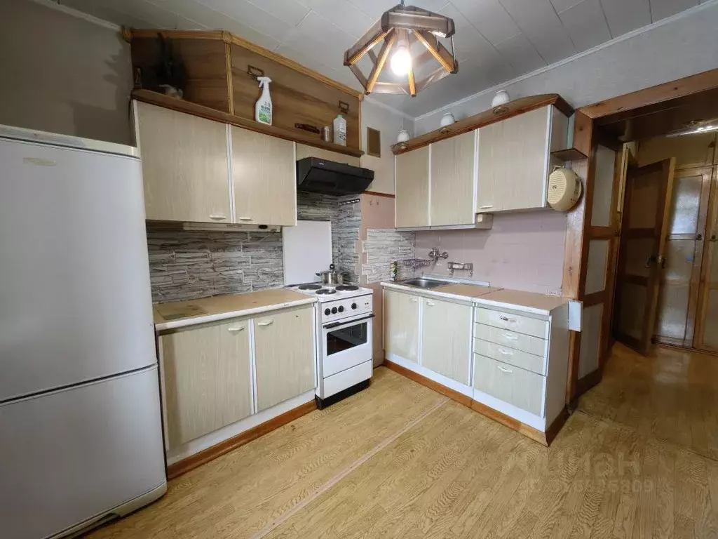 2-к кв. Иркутская область, Иркутск ул. Иосифа Уткина, 30 (50.6 м) - Фото 0