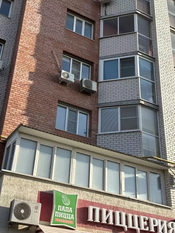 Торговая площадь в Волгоградская область, Волжский просп. Дружбы, 141 ... - Фото 1