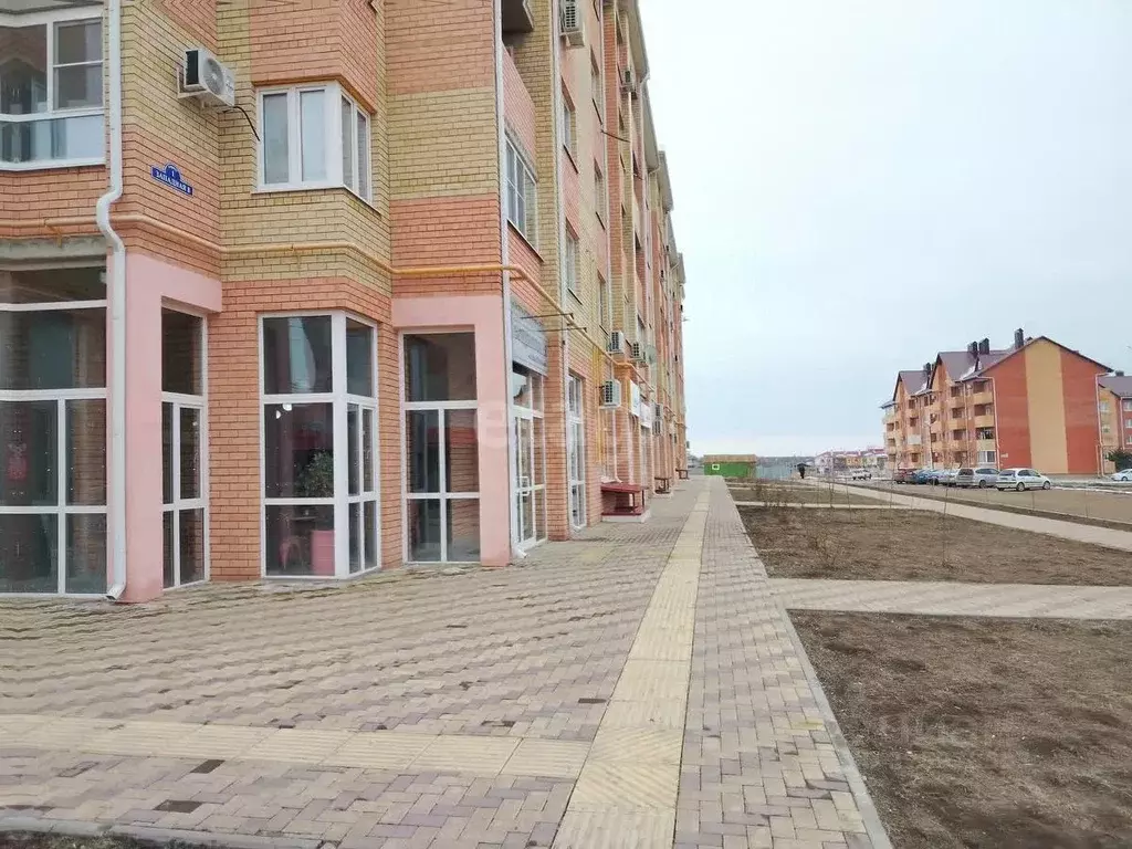 Помещение свободного назначения в Краснодарский край, Ейск Западная ... - Фото 1