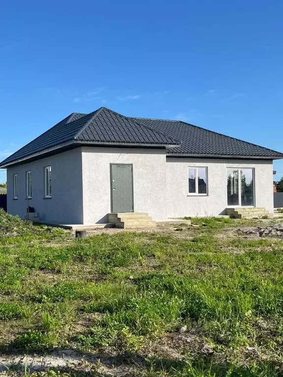 Дом в Калининградская область, Гурьевский муниципальный округ, пос. ... - Фото 1