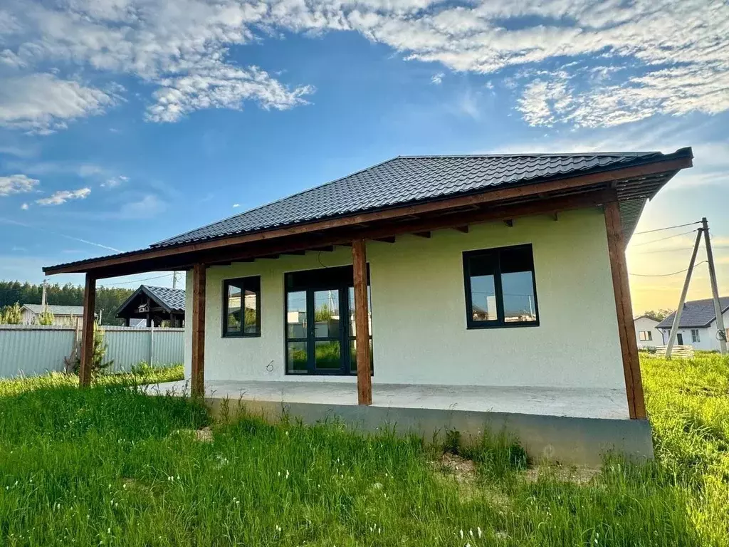 Дом в Свердловская область, Сысертский муниципальный округ, пос. ... - Фото 1