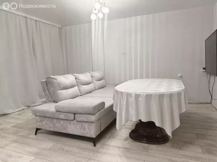 3-комнатная квартира: Якутск, улица Лермонтова, 102 (108.8 м) - Фото 1