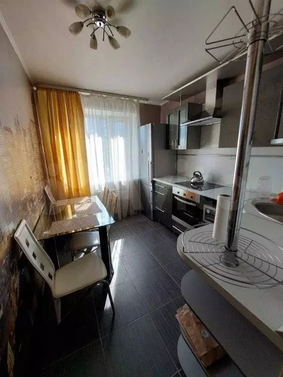 2-к. квартира, 52 м, 2/9 эт. - Фото 1