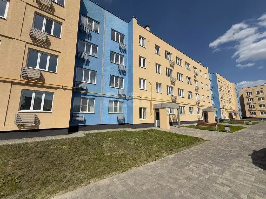 1-к кв. Белгородская область, Старый Оскол ул. Свободы, 13Ак3 (30.4 м) - Фото 0