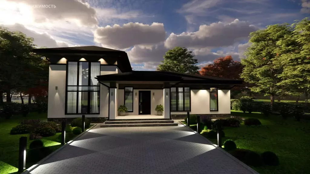 Дом в Октябрьский, улица Гатиятуллина (130 м) - Фото 1