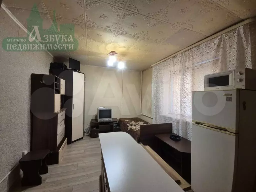 Комната 16,7 м в 2-к., 1/9 эт. - Фото 0
