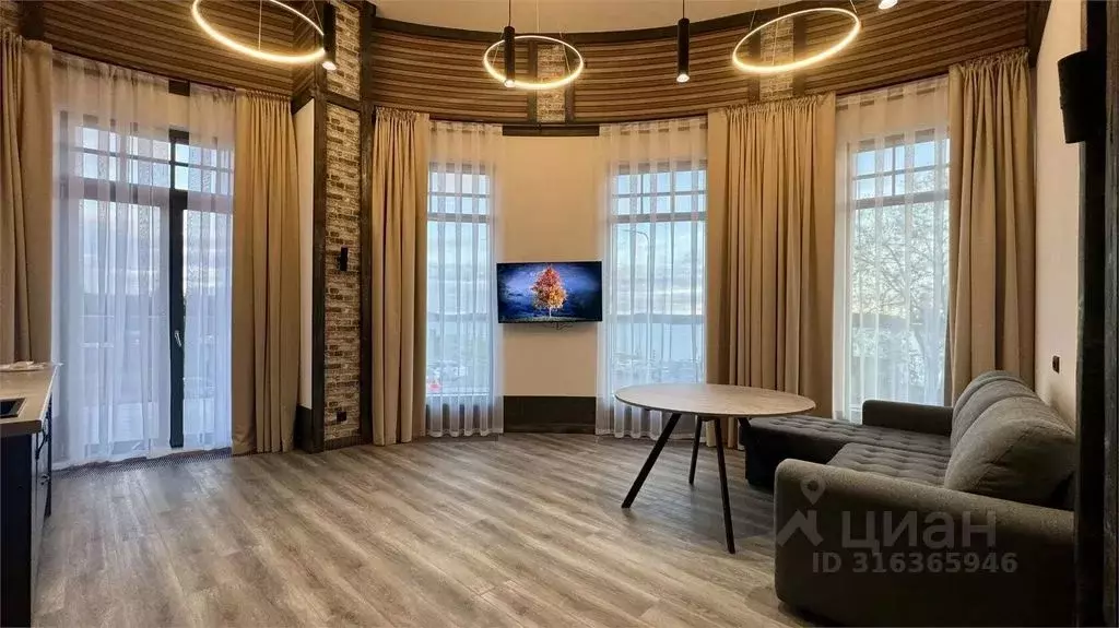 2-к кв. Карелия, Сортавала ул. Ленина, 1 (68.0 м) - Фото 0