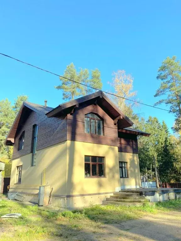 Дом в Ленинградская область, Выборгский район, Рощино пгт ул. ... - Фото 0