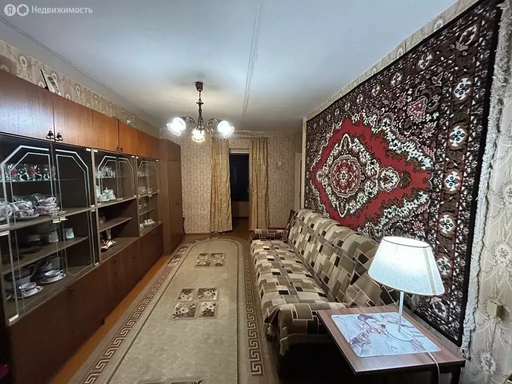 3-комнатная квартира: Ярославль, улица Нефтяников, 15 (59 м) - Фото 2