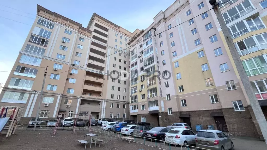 3-к кв. Башкортостан, Уфа Кольцевая ул., 51 (81.2 м) - Фото 1