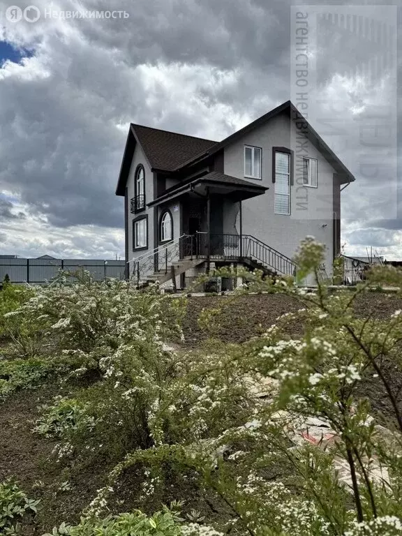 Дом в село Ново-Талицы, 4-я Изумрудная улица, 20 (140 м) - Фото 1