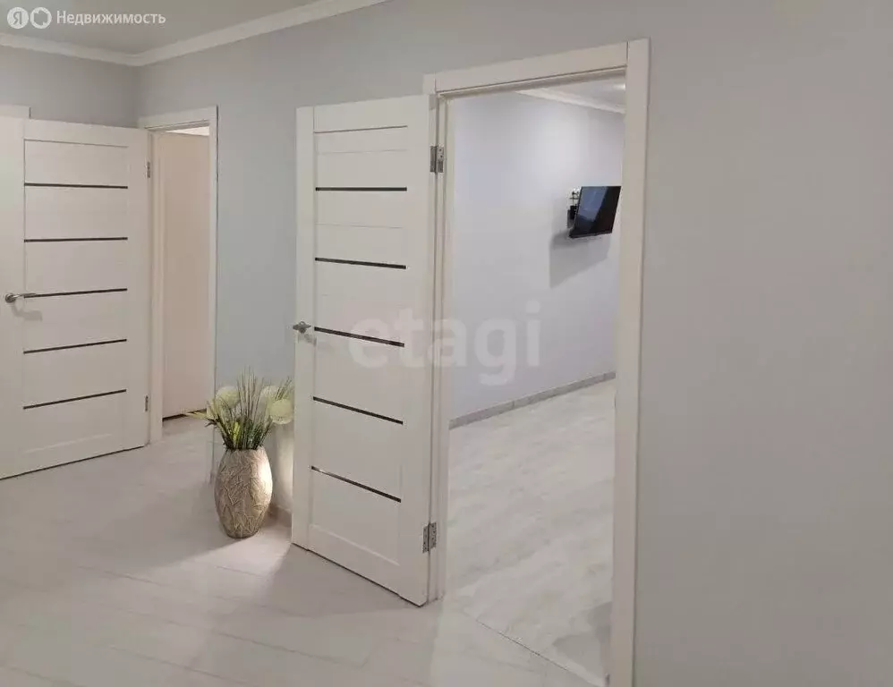 2-комнатная квартира: Ростов-на-Дону, улица Оганова, 20с3 (68.8 м) - Фото 1