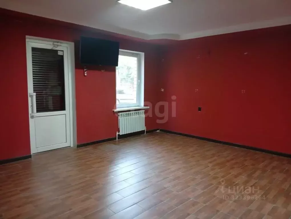 Офис в Астраханская область, Астрахань Казанская ул., 77 (46 м) - Фото 1