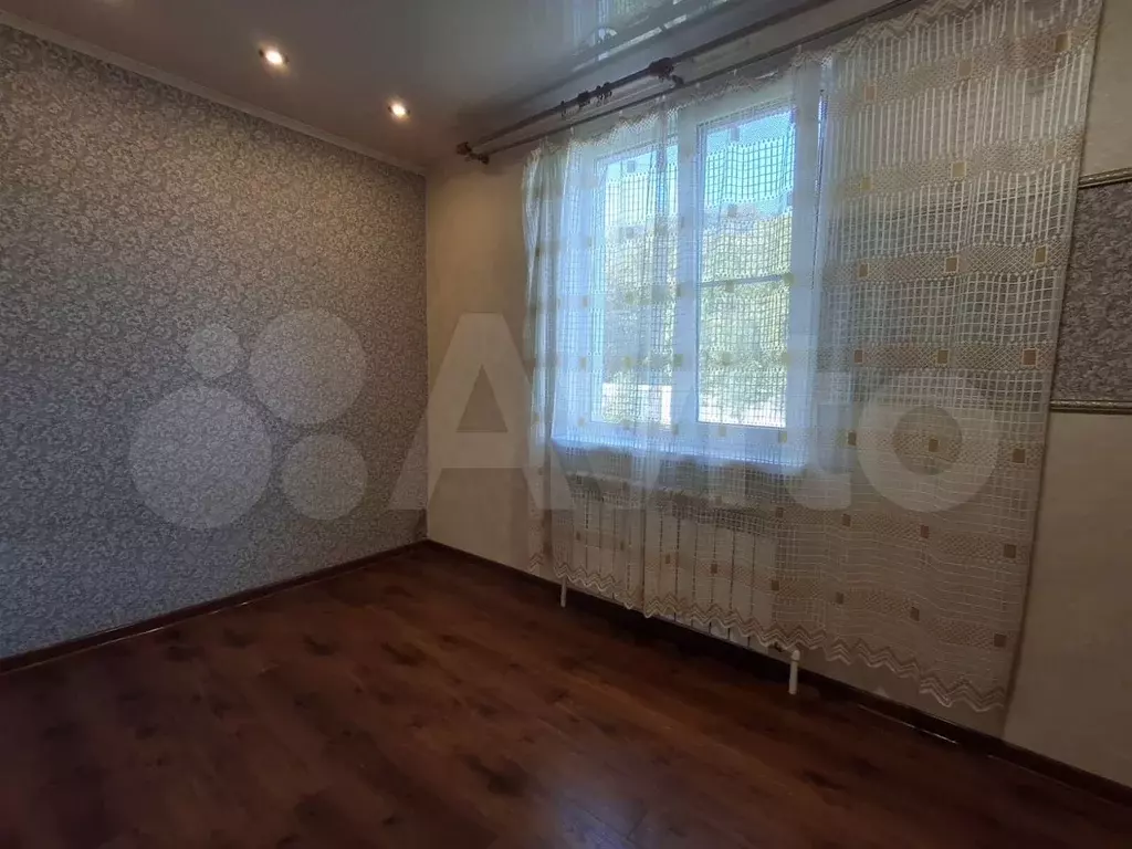 2-к. квартира, 50 м, 1/1 эт. - Фото 1