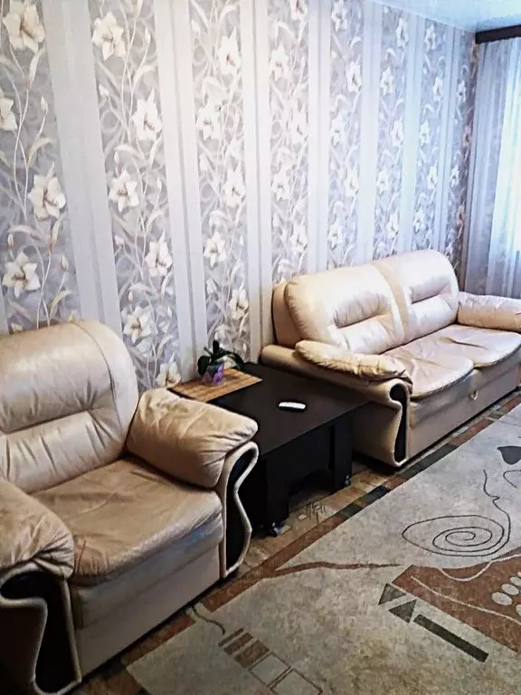 2-к кв. Свердловская область, Екатеринбург ул. Барвинка, 47 (56.0 м) - Фото 1