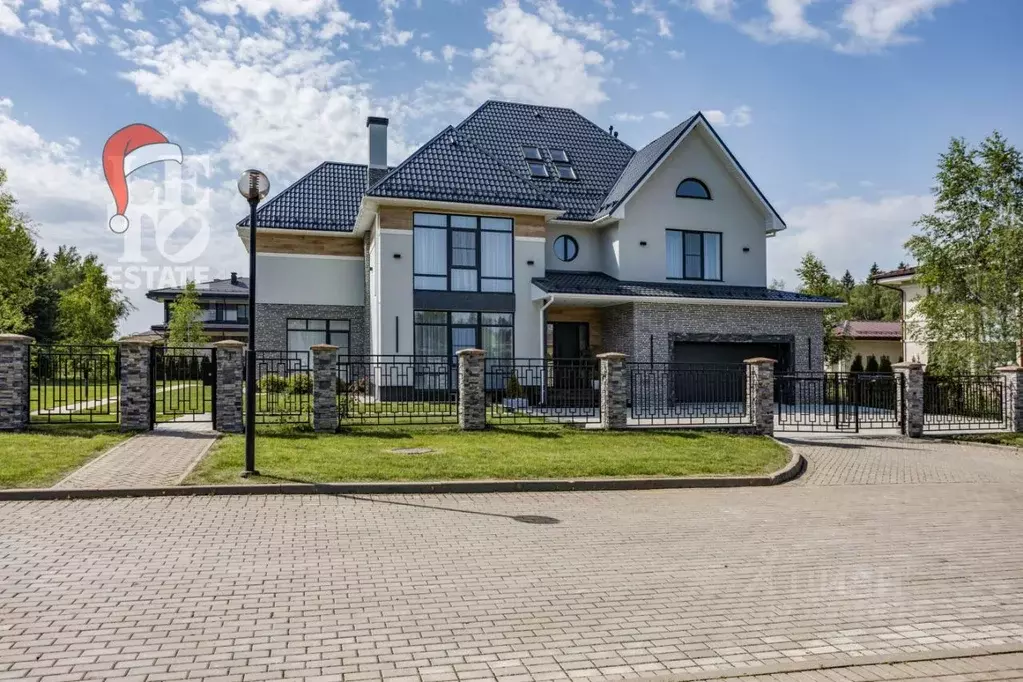 Дом в Москва д. Каменка, Графский Лес кп,  (600 м) - Фото 1