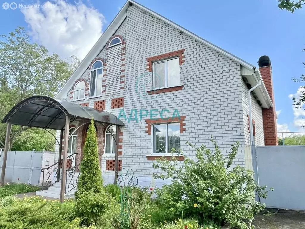 Дом в село Ольховатка, Молодёжная улица (298 м) - Фото 2