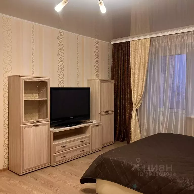 1-к кв. Брянская область, Брянск ул. Ромашина, 32 (52.0 м) - Фото 1