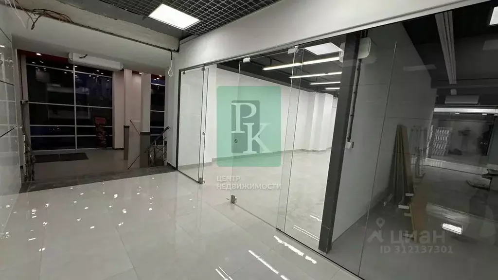 Торговая площадь в Севастополь ул. Александра Маринеско, 1Ак2 (32 м) - Фото 2