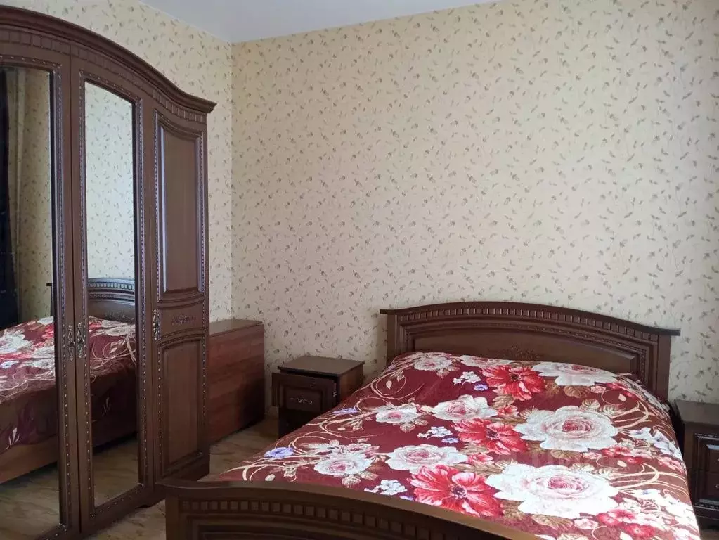 2-к кв. Свердловская область, Екатеринбург ул. 8 Марта, 179А (56.0 м) - Фото 0