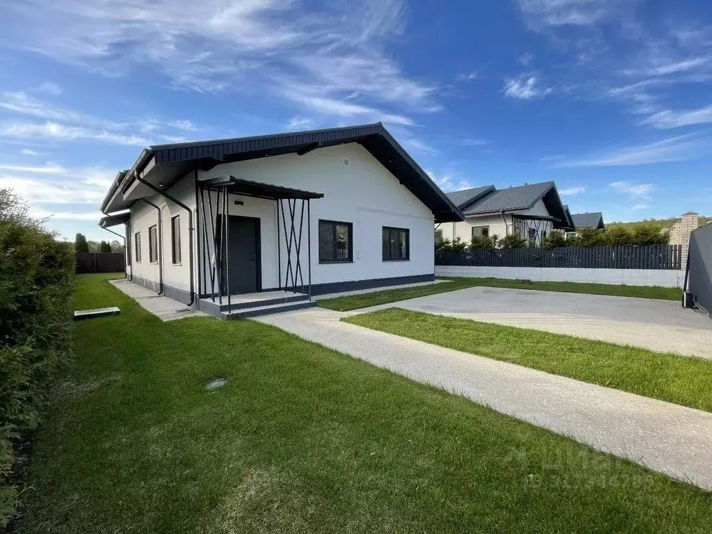 Коттедж в Калужская область, Жуковский район, Истье с/пос, д. Акатово  ... - Фото 2