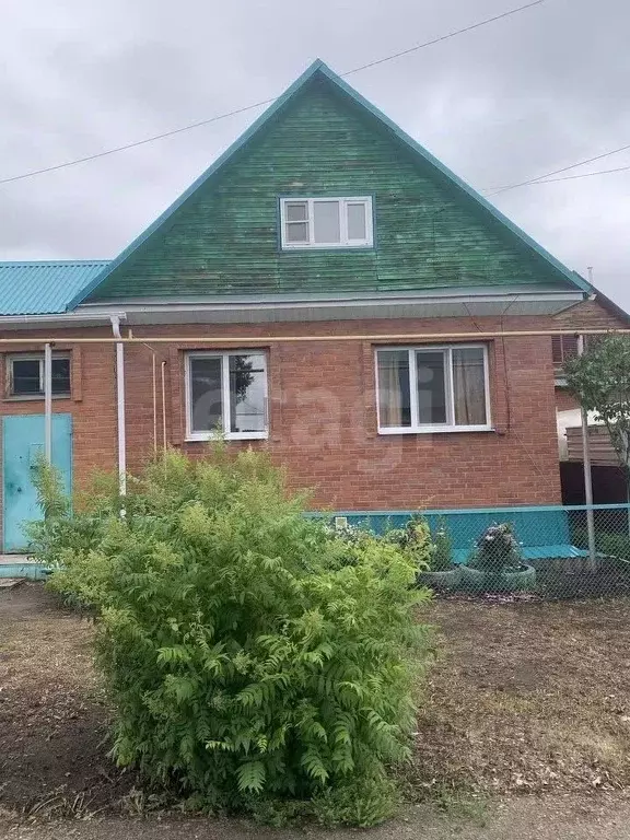 Дом в Курганская область, Далматово ул. Карла Маркса (79 м) - Фото 0