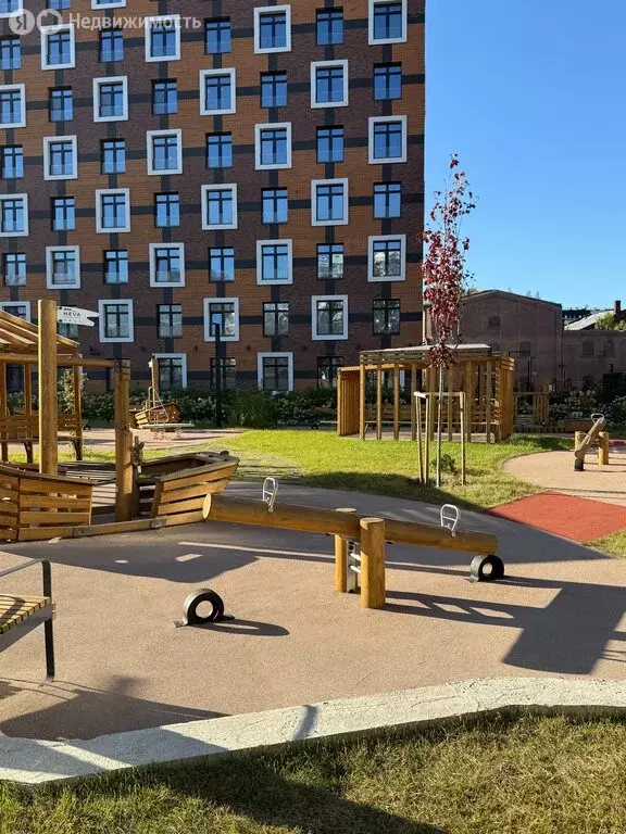 3-комнатная квартира: Санкт-Петербург, Петровский проспект, 9к2 (80 м) - Фото 1