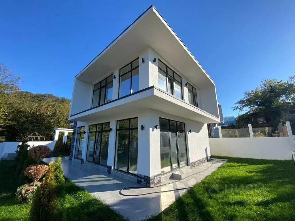 Дом в Краснодарский край, Сочи Урожайная ул., 20Б (160 м) - Фото 1