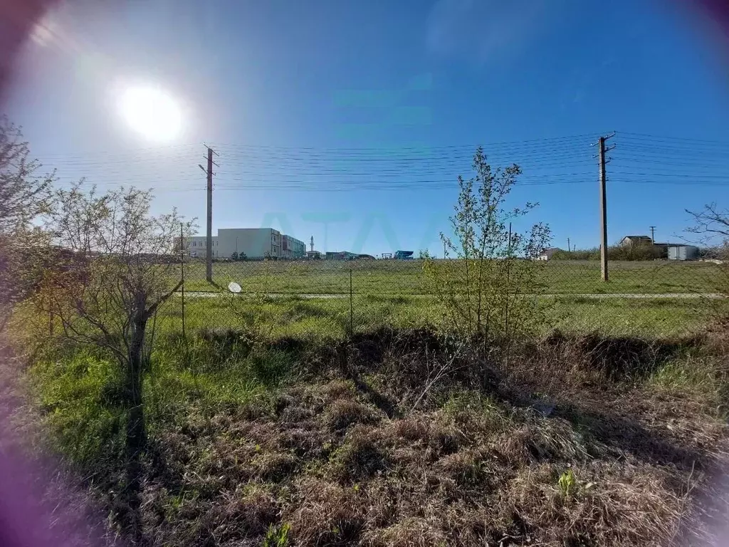 Участок в Крым, Симферопольский район, Молодежное пгт ул. Ай-Петри, 47 ... - Фото 1