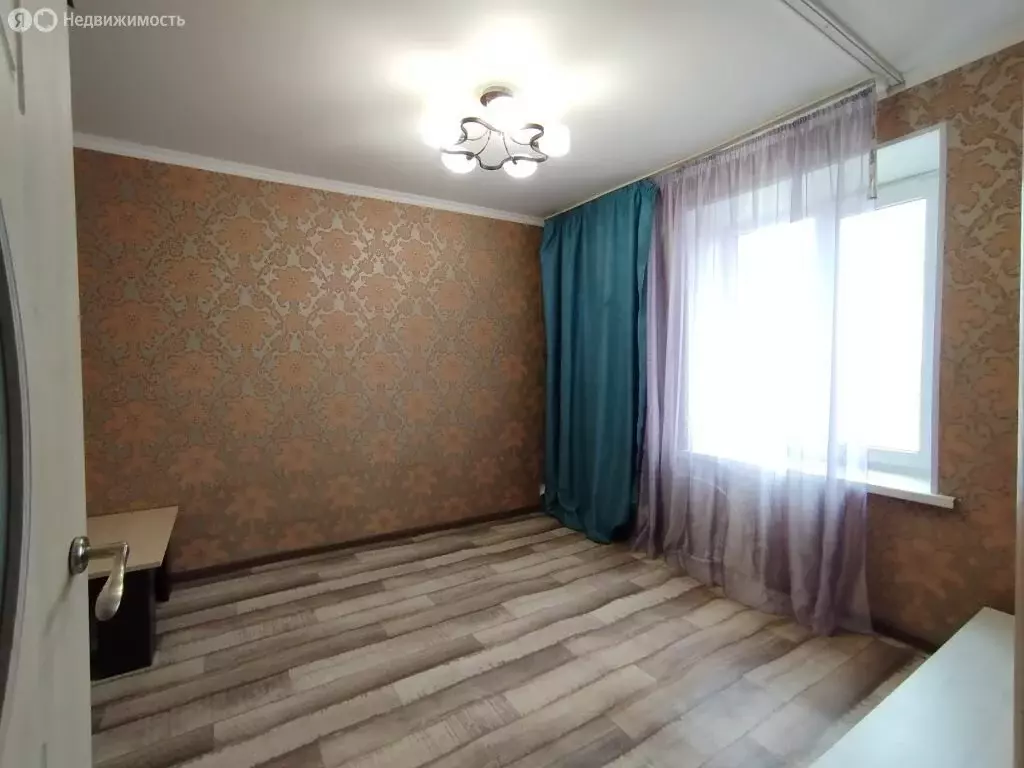 3-комнатная квартира: Оренбург, Салмышская улица, 9/2 (44.4 м) - Фото 0