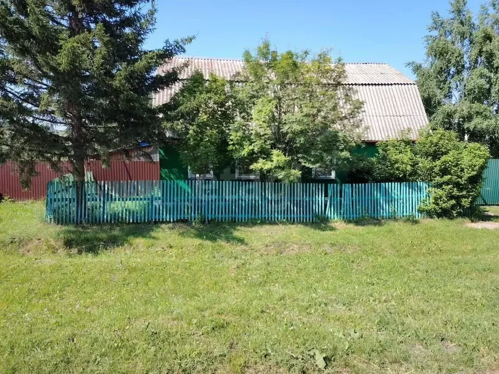 Дом в Красноярский край, Красноярск городской округ, д. Бугачево ул. ... - Фото 1