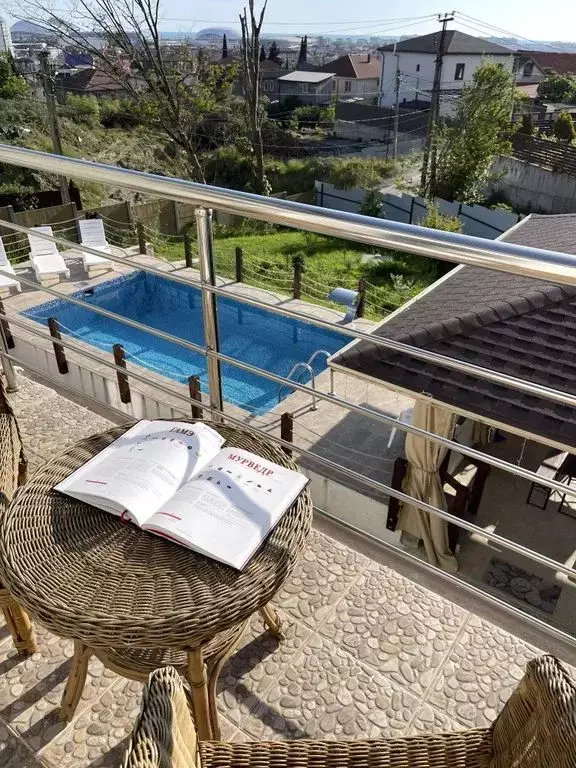 Дом в Краснодарский край, Сочи Миндальная ул., 20/20 (330 м) - Фото 1