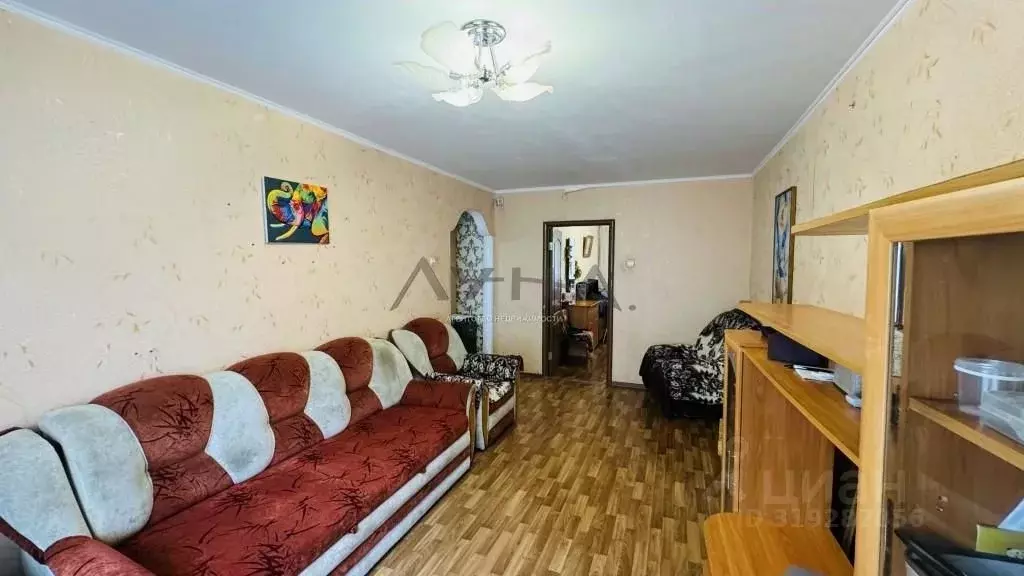 3-к кв. Татарстан, Набережные Челны Автозаводский просп., 33 (58.0 м) - Фото 0