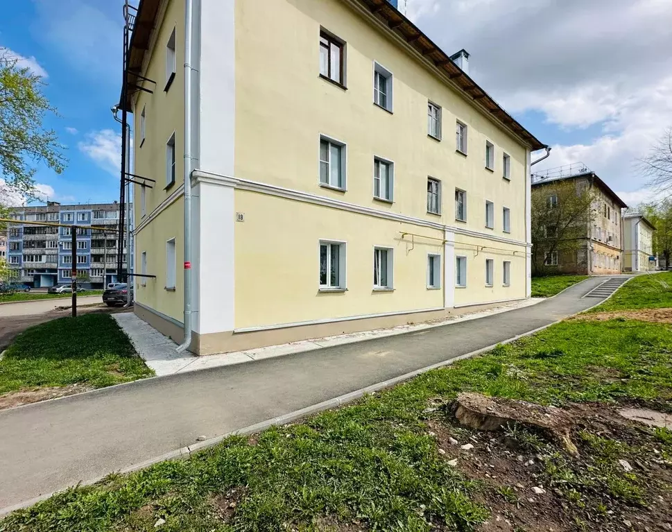 2-к кв. Кировская область, Киров ул. Свердлова, 18 (32.9 м) - Фото 0
