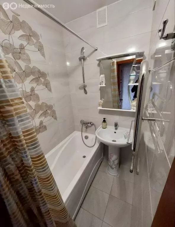 2-комнатная квартира: Майкоп, Пионерская улица, 411 (53 м) - Фото 1