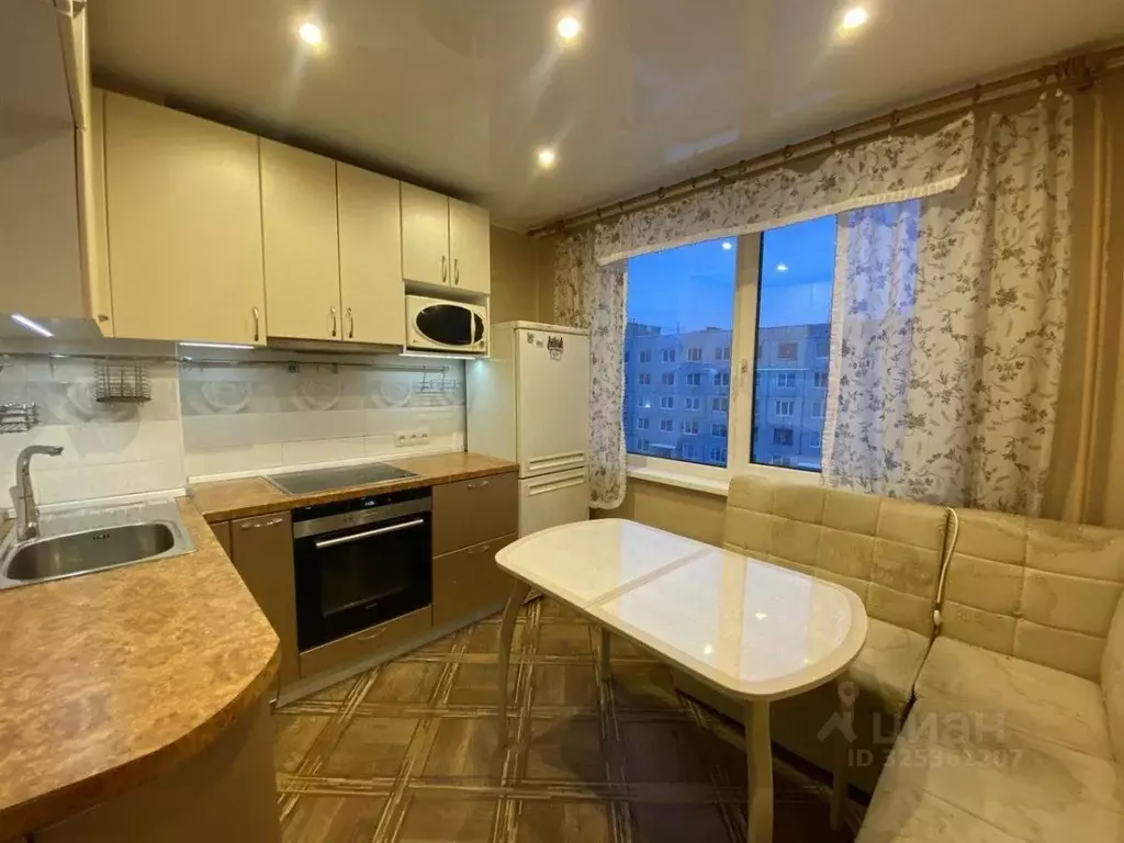 3-к кв. Мурманская область, Мурманск ул. Нахимова, 18 (63.0 м) - Фото 1