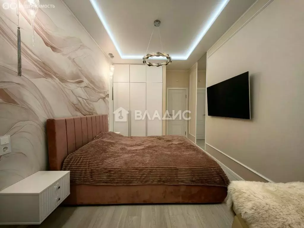 2-комнатная квартира: Смоленск, 2-я Киевская улица, 18А (67 м) - Фото 0