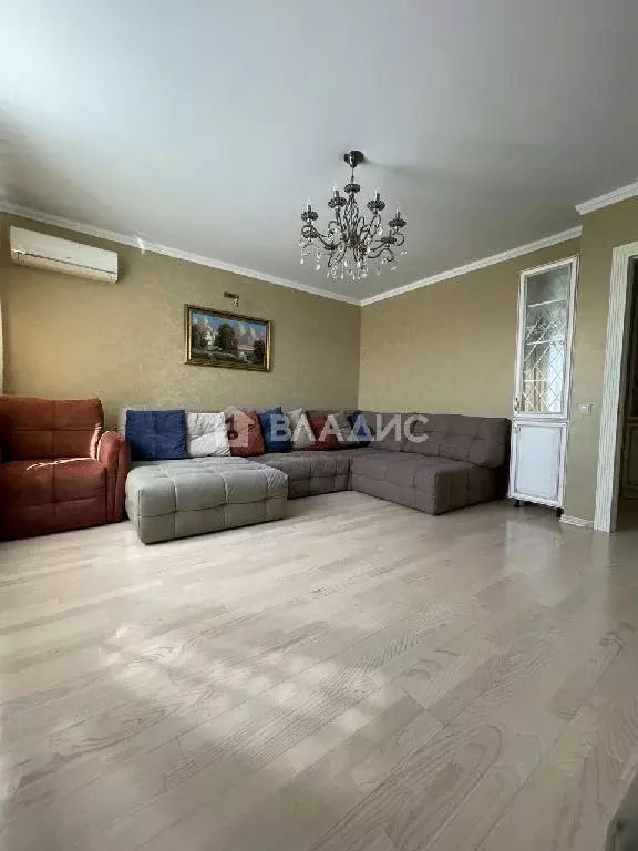 Продается 2-комнатная квартира - Фото 1